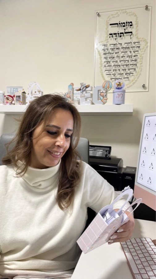 אנני שדה